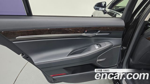Genesis G90 2019 — photo 15