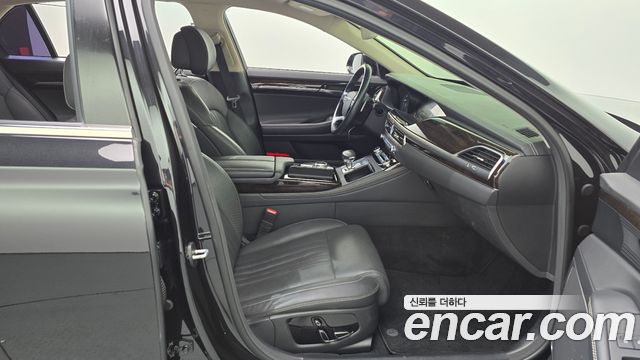 Genesis G90 2019 — photo 16