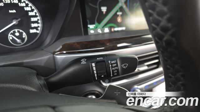 Genesis G90 2019 — photo 29