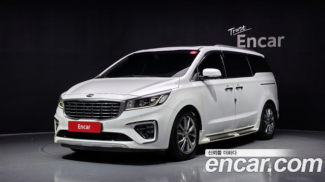 Kia Canival 2019 — photo 1