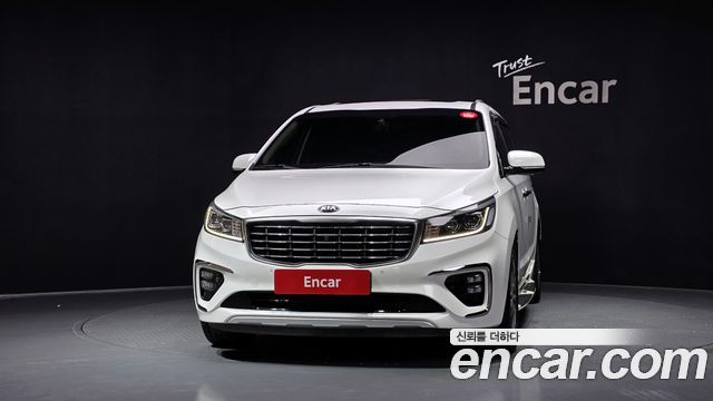 Kia Canival 2019 — photo 3