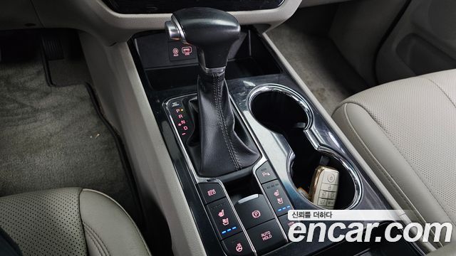 Kia Canival 2019 — photo 9