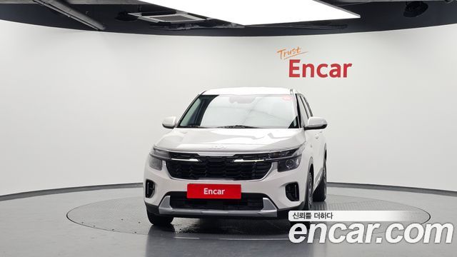 Kia Seltos 2023 — photo 3
