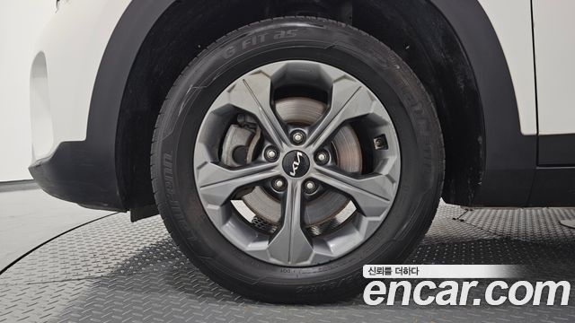 Kia Seltos 2023 — photo 5