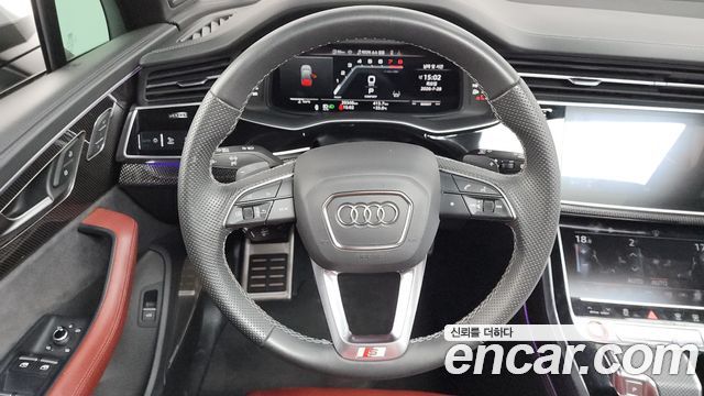 Audi SQ7 2023 — photo 13