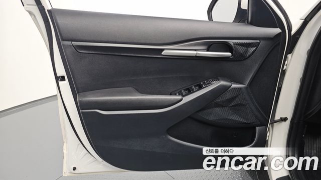 Kia Seltos 2023 — photo 14