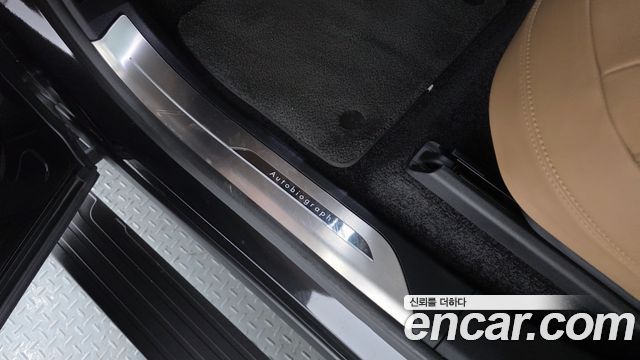Land Rover Range Rover 2024 — photo 20