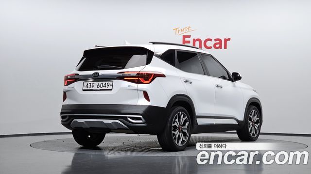 Kia Seltos 2020 — photo 2