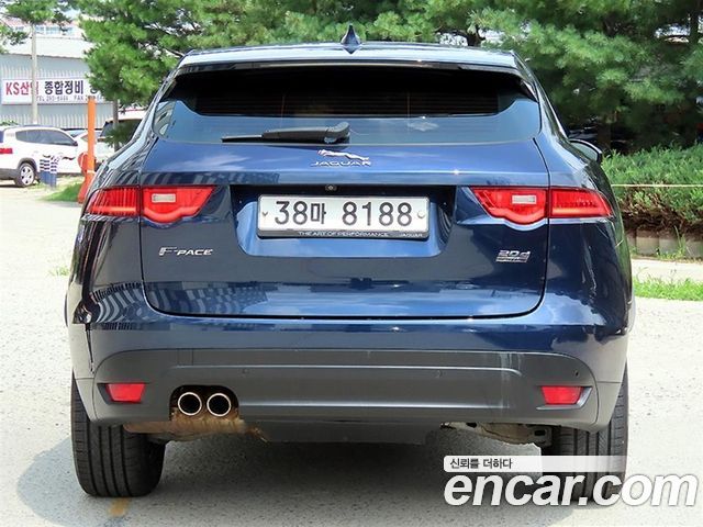 Jaguar F-PACE 2018 — photo 4