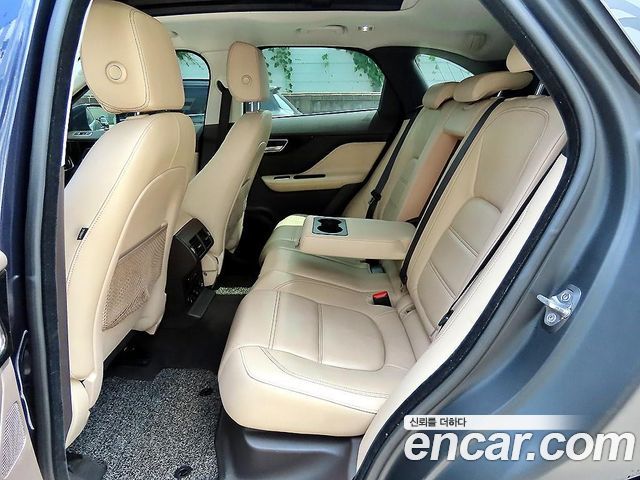 Jaguar F-PACE 2018 — photo 6