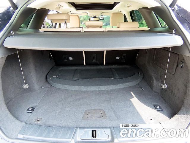 Jaguar F-PACE 2018 — photo 17