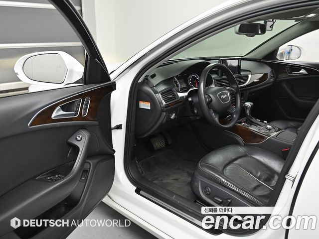 Audi A6 2014 — photo 11