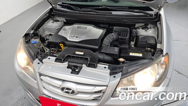 Hyundai AVANTE 2010 — photo 6