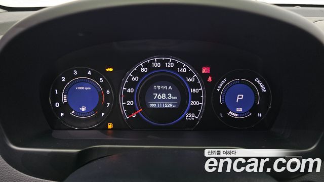 Hyundai AVANTE 2010 — photo 8