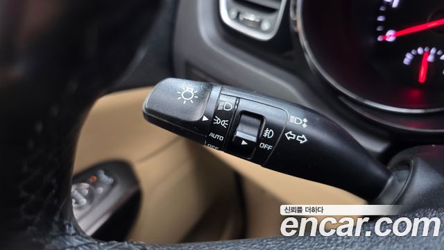Kia Canival 2018 — photo 24