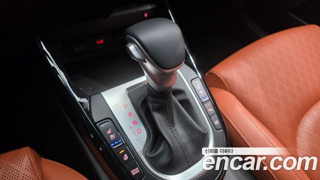 Kia K3 2022 — photo 12