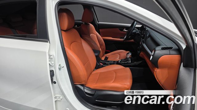 Kia K3 2022 — photo 16