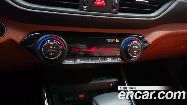 Kia K3 2022 — photo 33