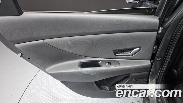 Hyundai AVANTE 2021 — photo 15