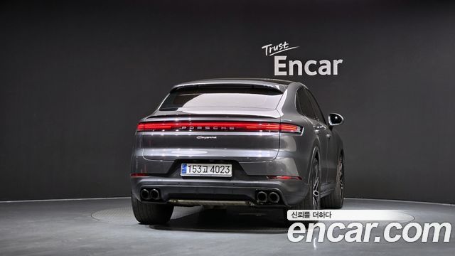 Porsche Cayenne 2024 — photo 4