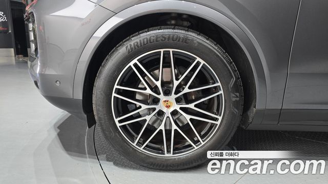Porsche Cayenne 2024 — photo 5