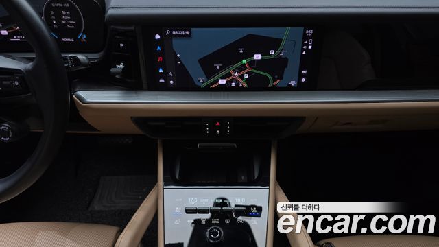Porsche Cayenne 2024 — photo 23