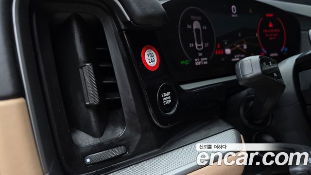Porsche Cayenne 2024 — photo 24
