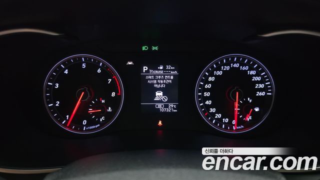 Genesis G70 2019 — photo 11