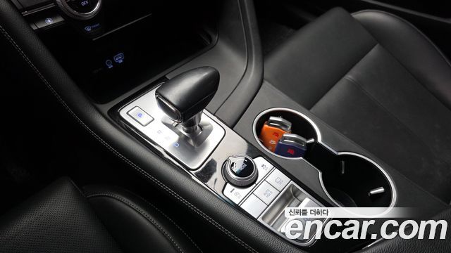 Genesis G70 2019 — photo 12
