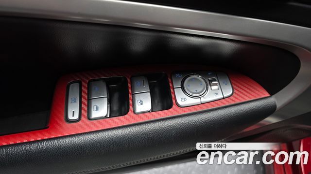 Genesis G70 2019 — photo 30