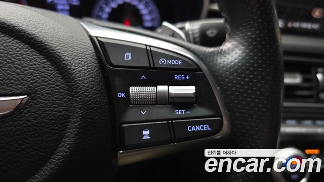 Genesis G70 2019 — photo 31