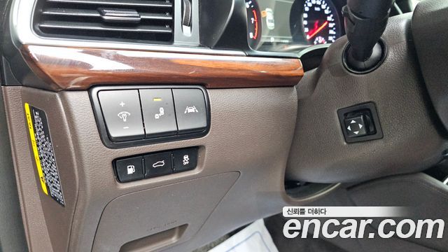Kia K7 2016 — photo 13