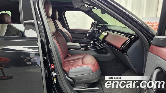 Land Rover Range Rover Sport 2023 — photo 17