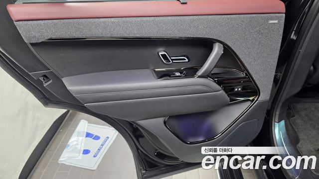 Land Rover Range Rover Sport 2023 — photo 15