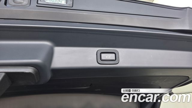 Land Rover Range Rover Sport 2023 — photo 27