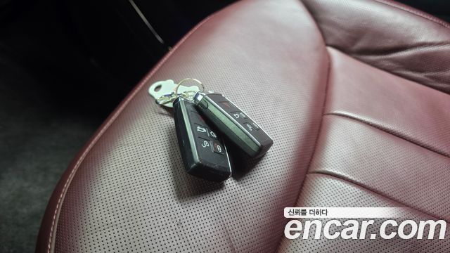 Land Rover Range Rover Sport 2023 — photo 28