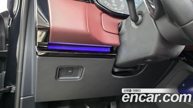 Land Rover Range Rover Sport 2023 — photo 29