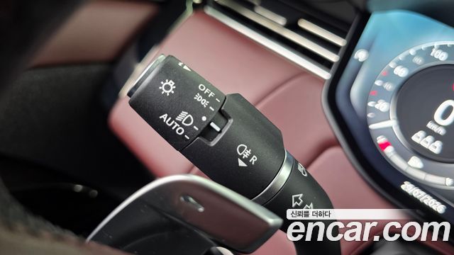 Land Rover Range Rover Sport 2023 — photo 36