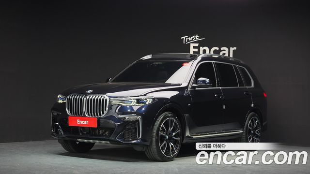BMW X7 2022 — photo 1