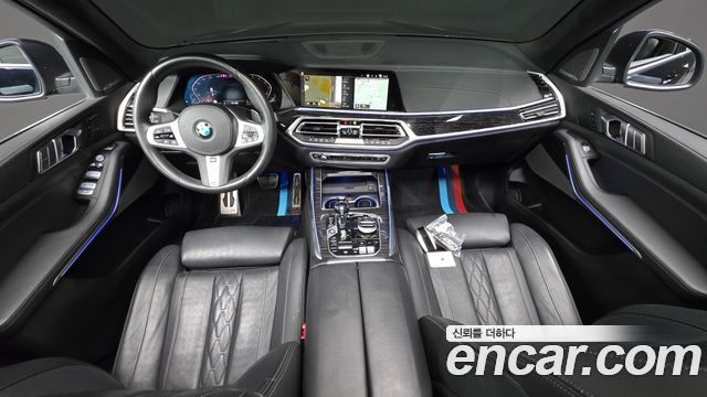 BMW X7 2022 — photo 10