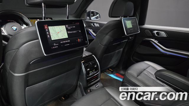 BMW X7 2022 — photo 19