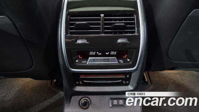 BMW X7 2022 — photo 20