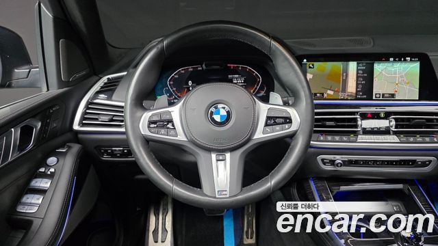 BMW X7 2022 — photo 22