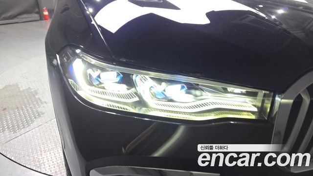 BMW X7 2022 — photo 8