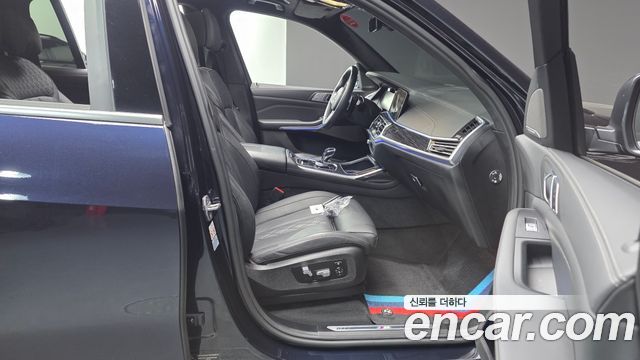 BMW X7 2022 — photo 16