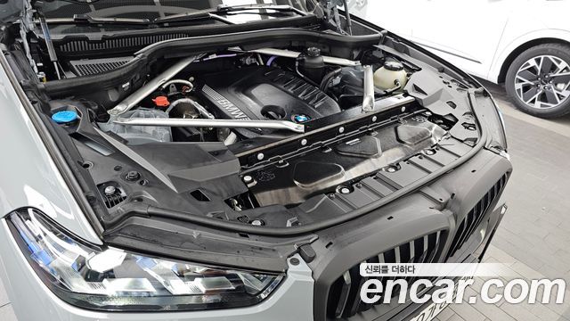 BMW X5 2026 — photo 6