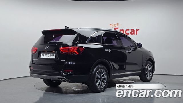 Kia Sorento 2018 — photo 2
