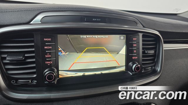 Kia Sorento 2018 — photo 20
