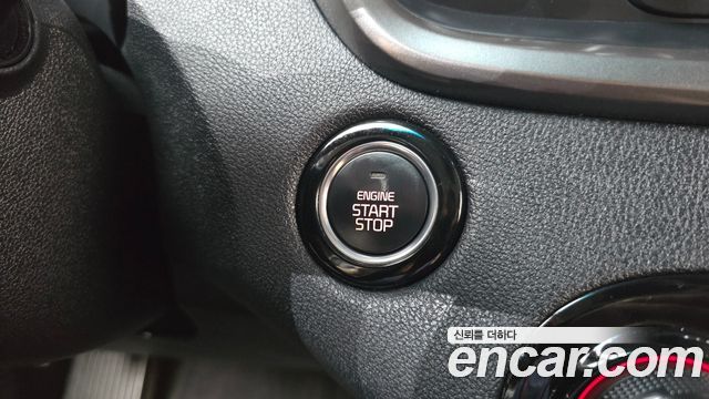 Kia Sorento 2018 — photo 24