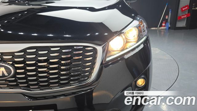 Kia Sorento 2018 — photo 8